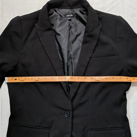 Apt 9 black blazer - Picture 6 of 6